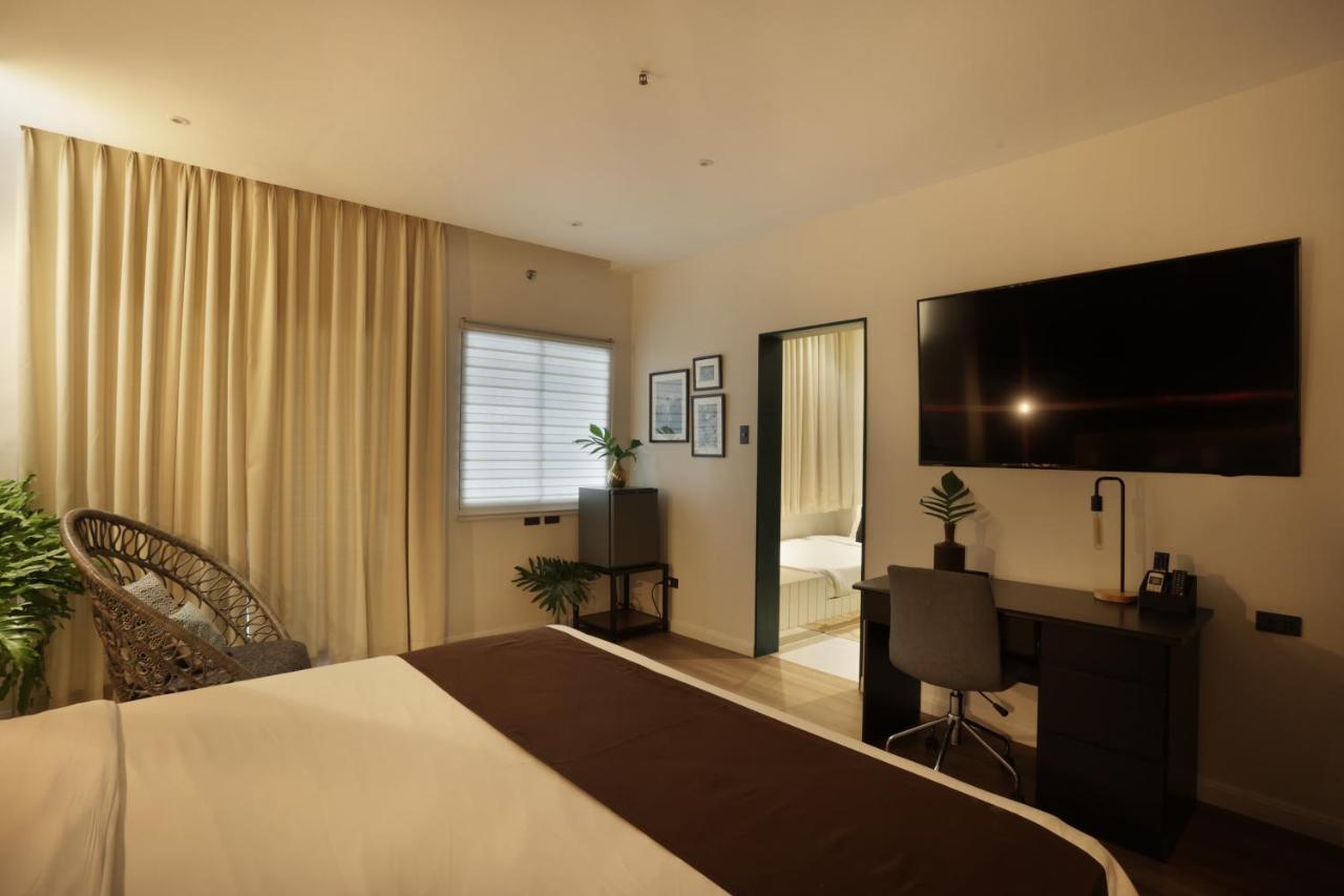 The Bourke Hotel Davao ภายนอก รูปภาพ