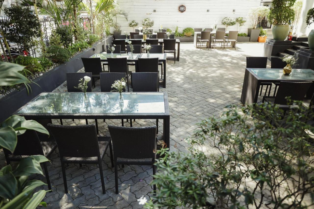 The Bourke Hotel Davao ภายนอก รูปภาพ