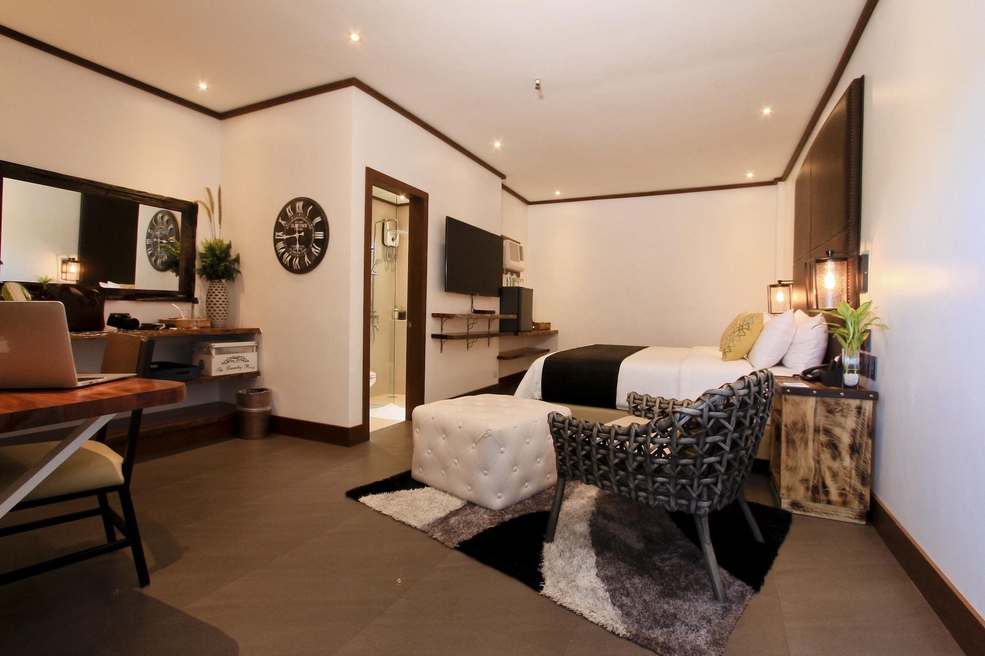 The Bourke Hotel Davao ภายนอก รูปภาพ